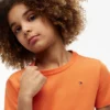 Alltags-T-Shirt mit Rundhalsausschnitt für Kinder Alltags-T-Shirt mit Rundhalsausschnitt für Kinder