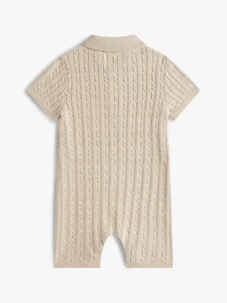 Babys-Polo-Latzhose mit Zopfmuster