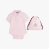 Babys-Polo-Strampler und Geschenktüte