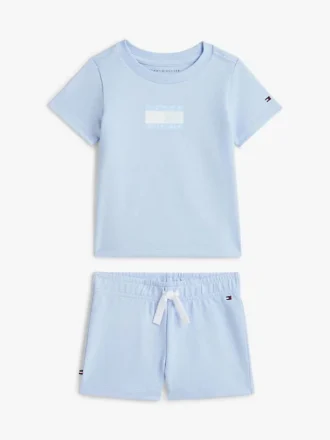 Babys-Set aus T-Shirt und Shorts mit Flaggenlogo