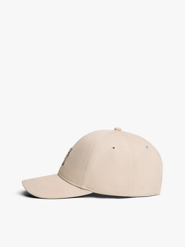 Baseballkappe mit gesticktem Monogramm Baseballkappe mit gesticktem Monogramm