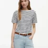 Baumwoll-Interlock-T-Shirt mit goldenen Knöpfen Baumwoll-Interlock-T-Shirt mit goldenen Knöpfen