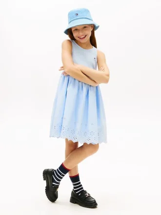 Besticktes Kombikleid mit Lochstickerei für Kinder