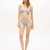 Bikini-Oberteil mit durchgehendem Schriftzug-Monogramm Bikini-Oberteil mit durchgehendem Schriftzug-Monogramm