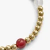 Boho-Armband mit bunten Perlen Boho-Armband mit bunten Perlen