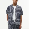 Camp-Hemd mit klassischer Passform und Bandana-Patchwork