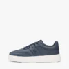 Court-Sneaker aus genarbtem Leder Court-Sneaker aus genarbtem Leder