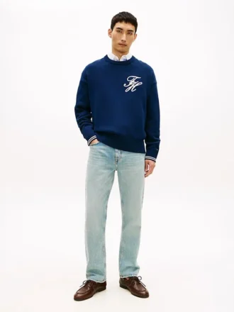 Distressed Regular Straight Jeans