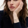 Doppellagiges Armband mit Herzanhänger Doppellagiges Armband mit Herzanhänger