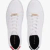 Einfarbiger Ledersneaker Einfarbiger Ledersneaker