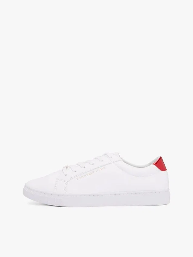 Einfarbiger Ledersneaker Einfarbiger Ledersneaker