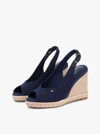 Espadrille-Sandale mit Keilabsatz und Fersenriemen