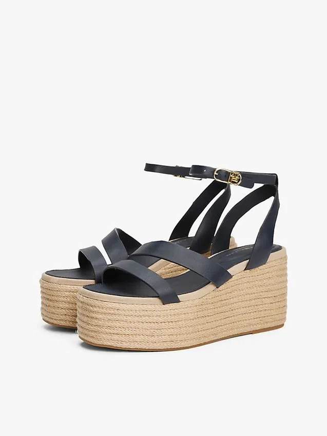 Espadrilles mit Lederriemen und Plateau Espadrilles mit Lederriemen und Plateau