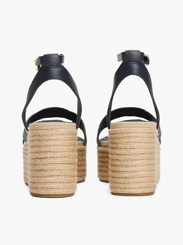 Espadrilles mit Lederriemen und Plateau Espadrilles mit Lederriemen und Plateau