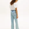 Flare-Jeans für Kinder mit aufgesetzten Taschen