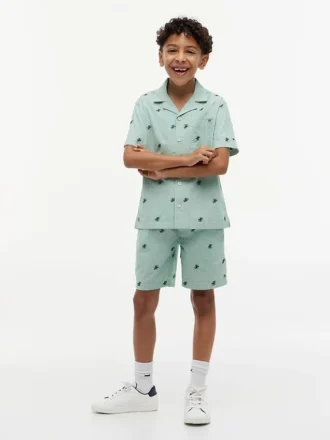Gestreifte Shorts mit Monogramm-Logo für Kinder Gestreifte Shorts mit Monogramm-Logo für Kinder