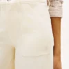 High-Rise-Stretch-Jeans mit weitem Bein