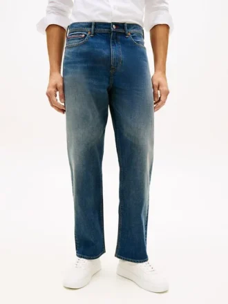Jeans in lockerer Passform