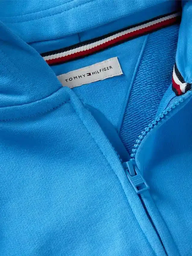 Kinder-Hoodie mit Reißverschluss und tonalen Flaggen Kinder-Hoodie mit Reißverschluss und tonalen Flaggen