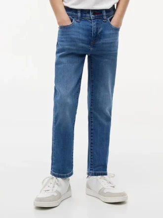 Kinder-Jeans in gerader Passform Kinder-Jeans in gerader Passform
