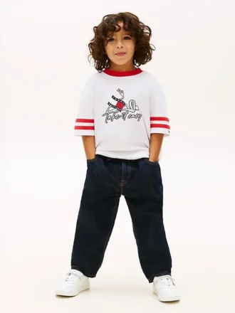 Kinder-Jeans in gerader Passform