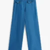 Kinder-Jeans mit weitem Bein und Gummizug Kinder-Jeans mit weitem Bein und Gummizug
