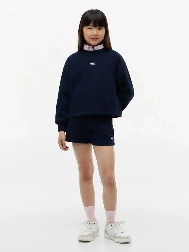 Kinder-Sweatshorts mit tonalen Flaggen Kinder-Sweatshorts mit tonalen Flaggen