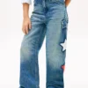 Kinderjeans mit Sternmotiv, hohem Bund und weitem Bein