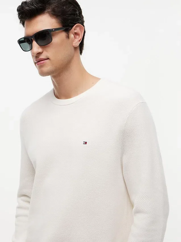 Klassische Sonnenbrille mit rechteckigem Rahmen Klassische Sonnenbrille mit rechteckigem Rahmen
