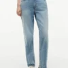 Klassische Straight-Jeans mit hoher Leibhöhe