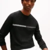 Langärmliges T-Shirt mit ton-in-ton-Flaggenlogo Langärmliges T-Shirt mit ton-in-ton-Flaggenlogo