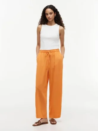 Leichte Pull-On-Hose aus Leinenmischung Leichte Pull-On-Hose aus Leinenmischung
