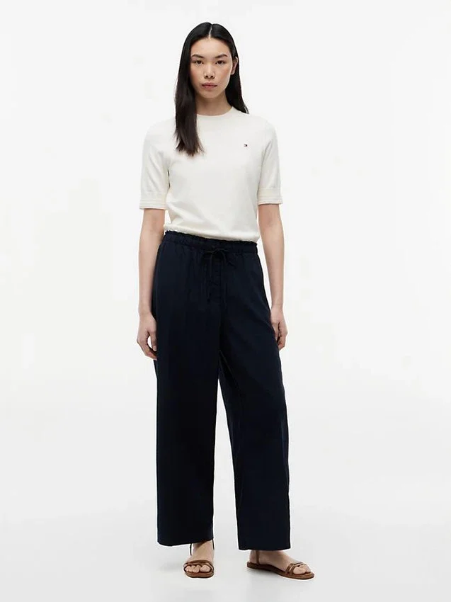 Leichte Pull-On-Hose aus Leinenmischung Leichte Pull-On-Hose aus Leinenmischung