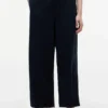 Leichte Pull-On-Hose aus Leinenmischung Leichte Pull-On-Hose aus Leinenmischung