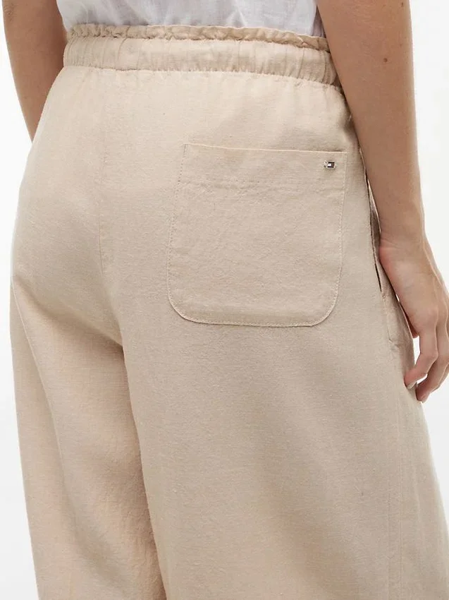 Leichte Pull-On-Hose aus Leinenmischung Leichte Pull-On-Hose aus Leinenmischung