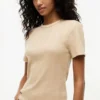 Leichtes T-Shirt aus Rippstrick Leichtes T-Shirt aus Rippstrick