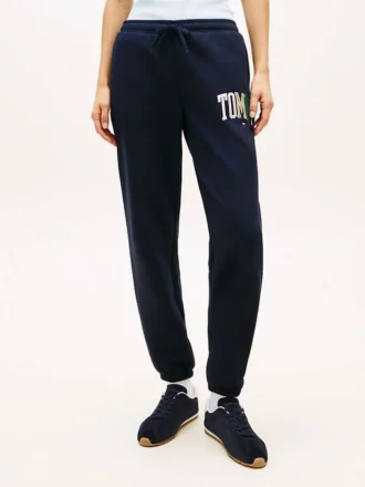 Mehrfarbige Sweathose mit Tommy-Logo im Varsity-Stil Mehrfarbige Sweathose mit Tommy-Logo im Varsity-Stil