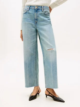 Moderne Jeans mit hoher Leibhöhe und weitem Bein