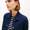 Ponte-Jacke mit mehreren Taschen und goldenen Knöpfen Ponte-Jacke mit mehreren Taschen und goldenen Knöpfen