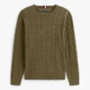 Pullover mit Rundhalsausschnitt und Zopfmuster Pullover mit Rundhalsausschnitt und Zopfmuster