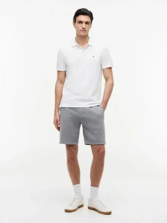 Regular Fit 8″ Sweatshorts aus gebürstetem Fleece Regular Fit 8″ Sweatshorts aus gebürstetem Fleece
