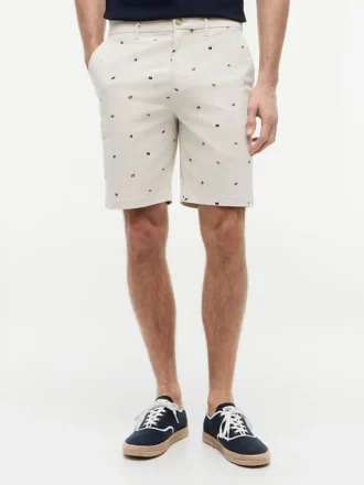 Regular Fit 9″ Shorts mit Segelflaggen-Print Regular Fit 9″ Shorts mit Segelflaggen-Print