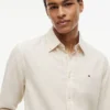 Regular-Fit-Hemd aus gestreifter Leinenmischung Regular-Fit-Hemd aus gestreifter Leinenmischung