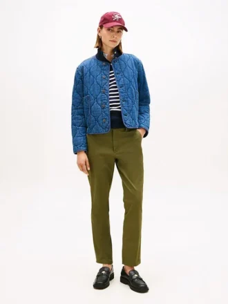 Schmal geschnittene Chino Schmal geschnittene Chino
