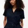 Shirtkleid aus Leinen-Baumwoll-Mischung mit Gürtel Shirtkleid aus Leinen-Baumwoll-Mischung mit Gürtel