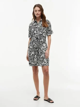 Shirtkleid aus Leinenmischung mit tropischem Print Shirtkleid aus Leinenmischung mit tropischem Print