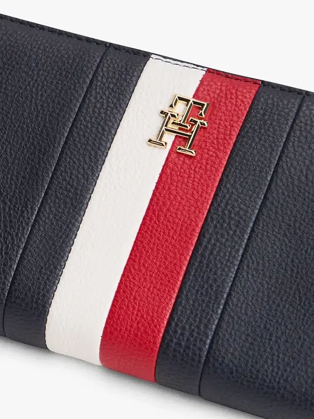 Signature Stripe Zip Wallet Signature Stripe Zip Wallet