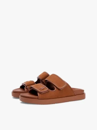 Slide-Sandale aus Nubukleder mit zwei Riemen Slide-Sandale aus Nubukleder mit zwei Riemen