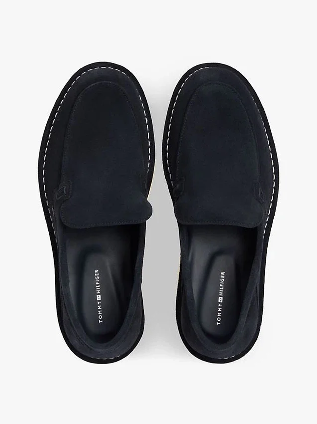 Slip-On-Loafer aus Wildleder Slip-On-Loafer aus Wildleder