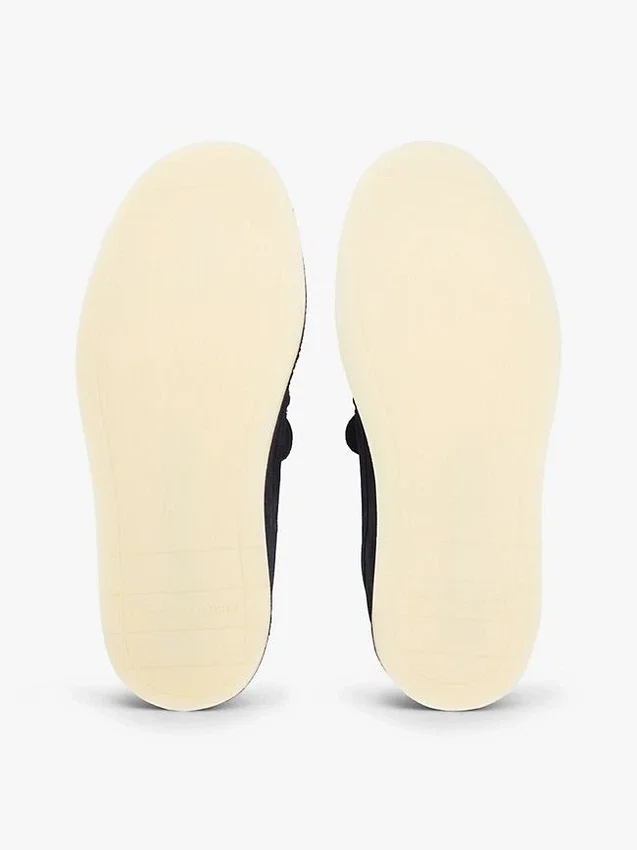 Slip-On-Loafer aus Wildleder Slip-On-Loafer aus Wildleder